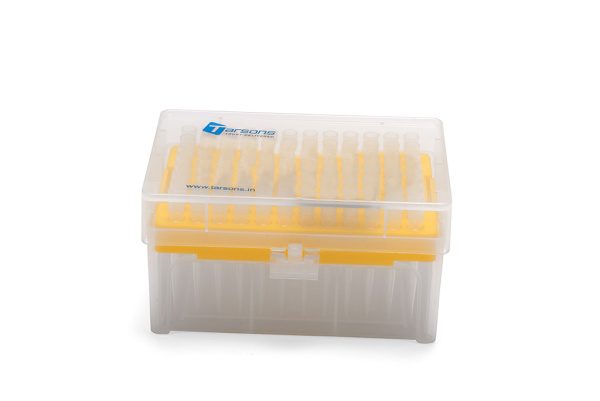 528103 Наконечники градуированные в штативах (стерильные) 100 мкл